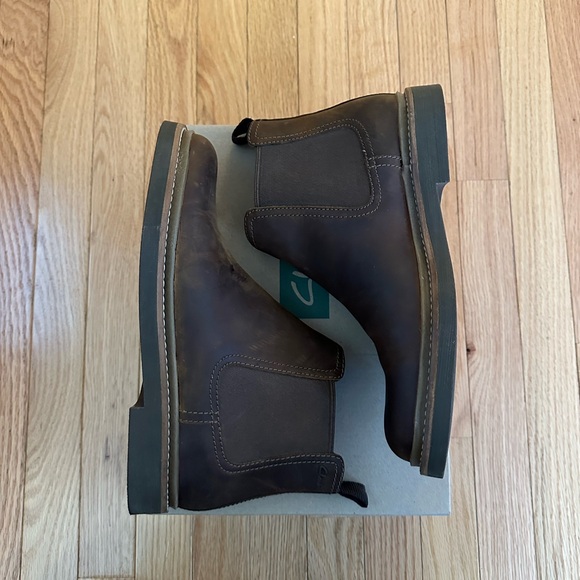 Clarks Men’s Bushacre Up Chelsea Boots - Picture 1 of 6
